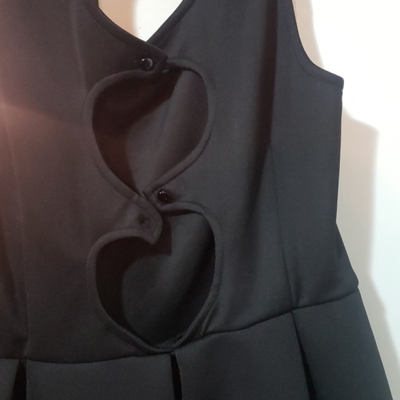 Dress - Picture 4 of 5